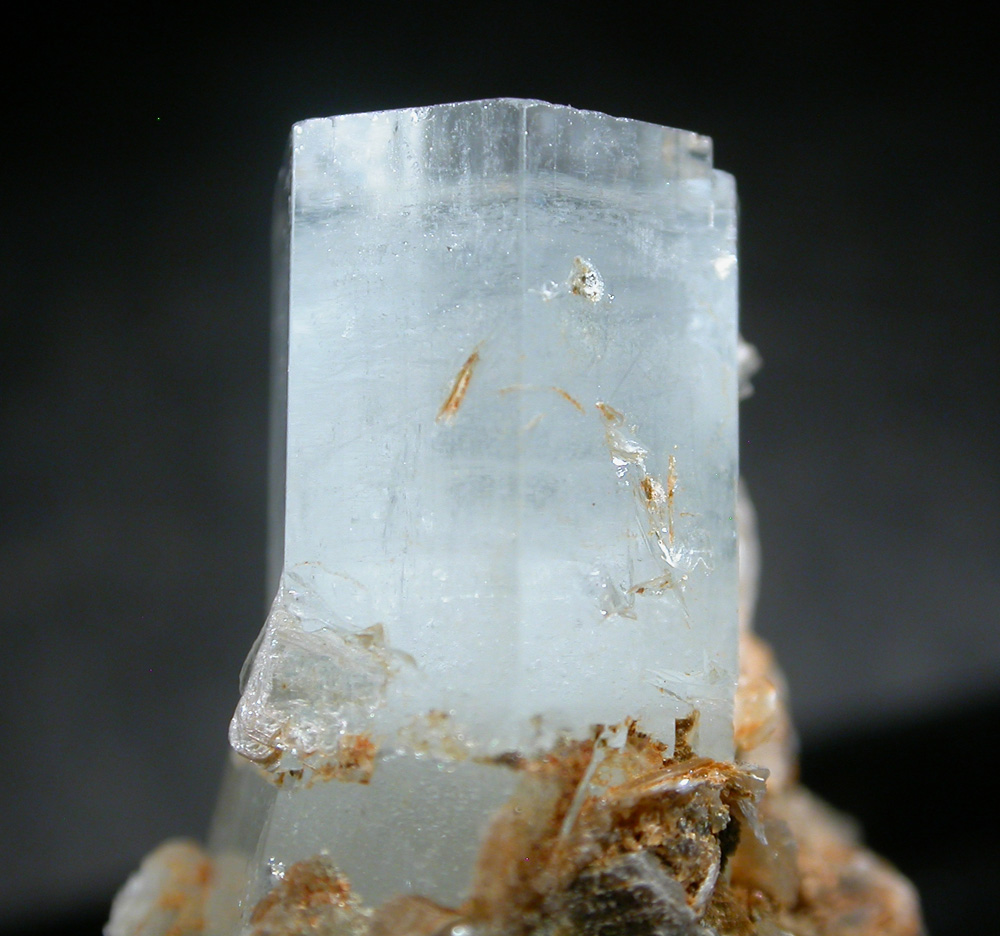 Beryl Var Aquamarine