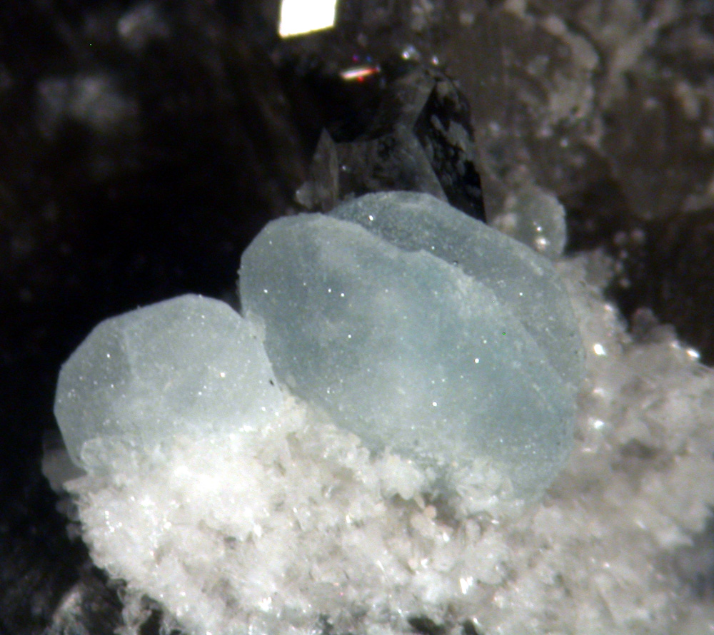 Bertrandite Apatite & Muscovite