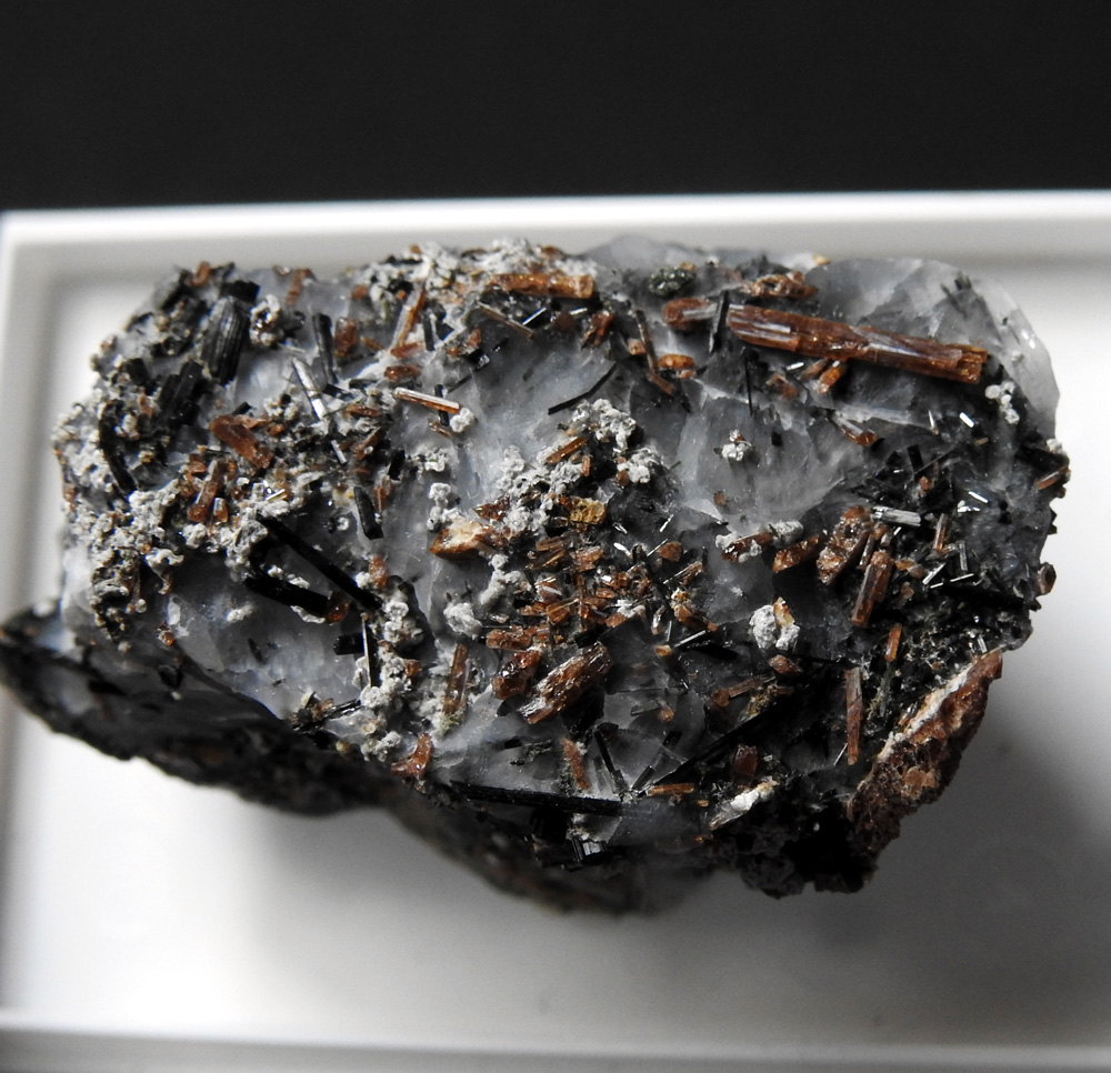 Barylite Aegirine & Amphibole