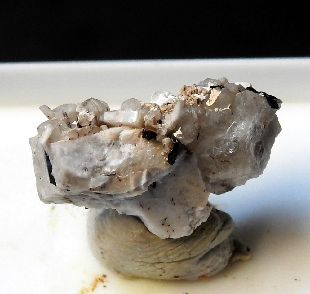 Leucophanite & Sérandite