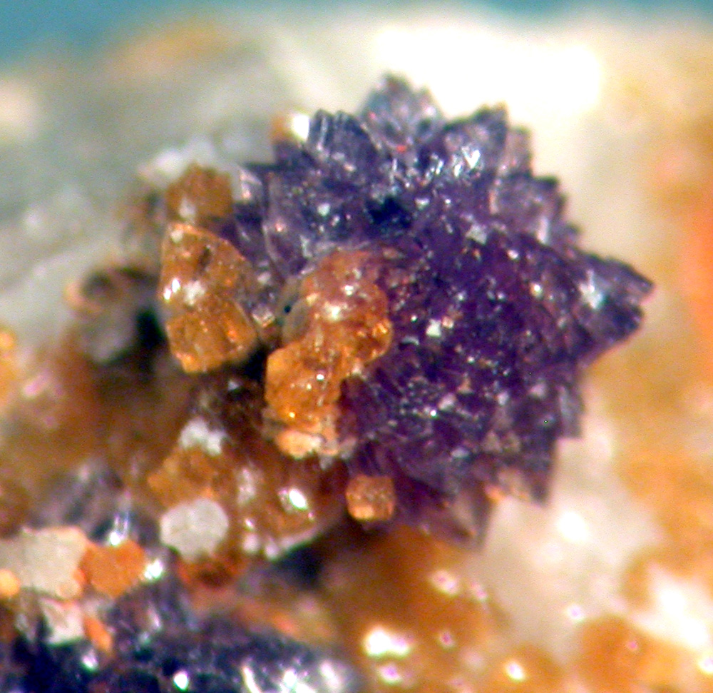 Laueite Cyrilovite & Leucophosphite