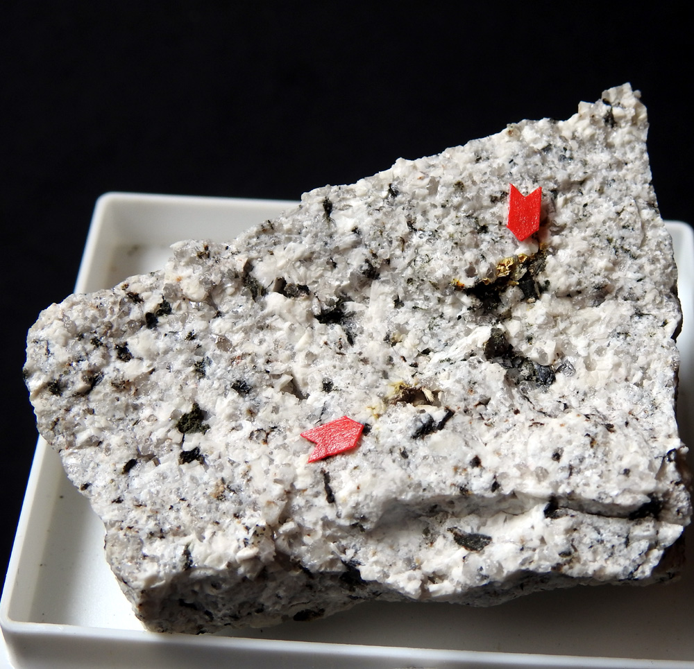 Jervisite & Thortveitite