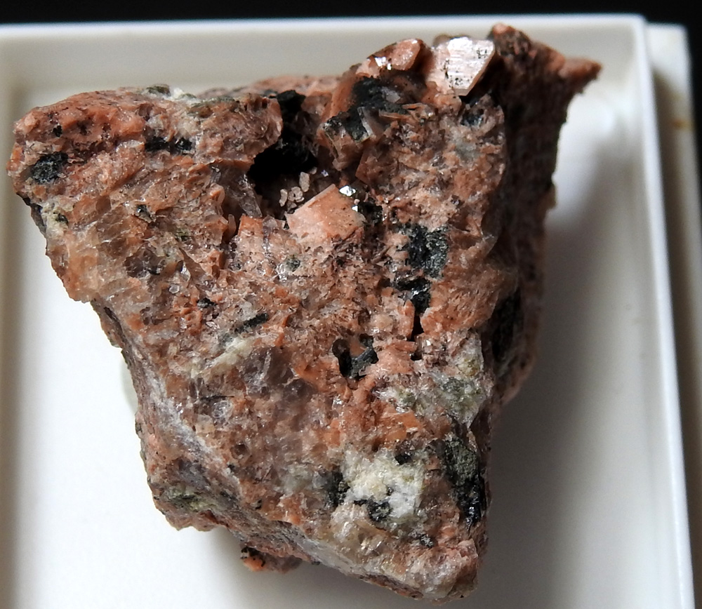 Synchysite-(Ce) & Gadolinite-(Y)