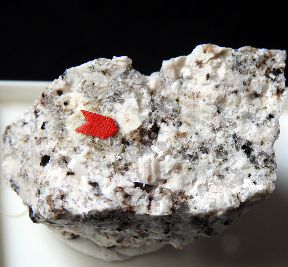 Euxenite-(Y) Synchysite-(Ce) & Fluorite