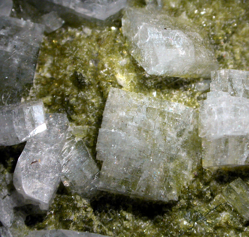 Heulandite & Epidote