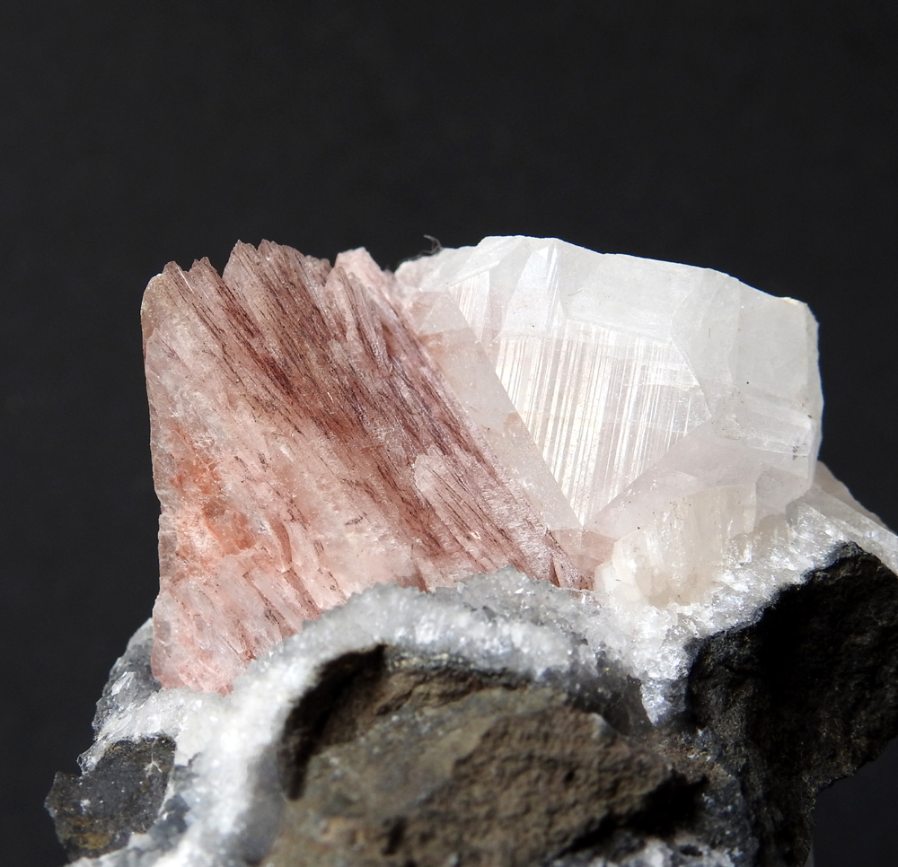 Heulandite