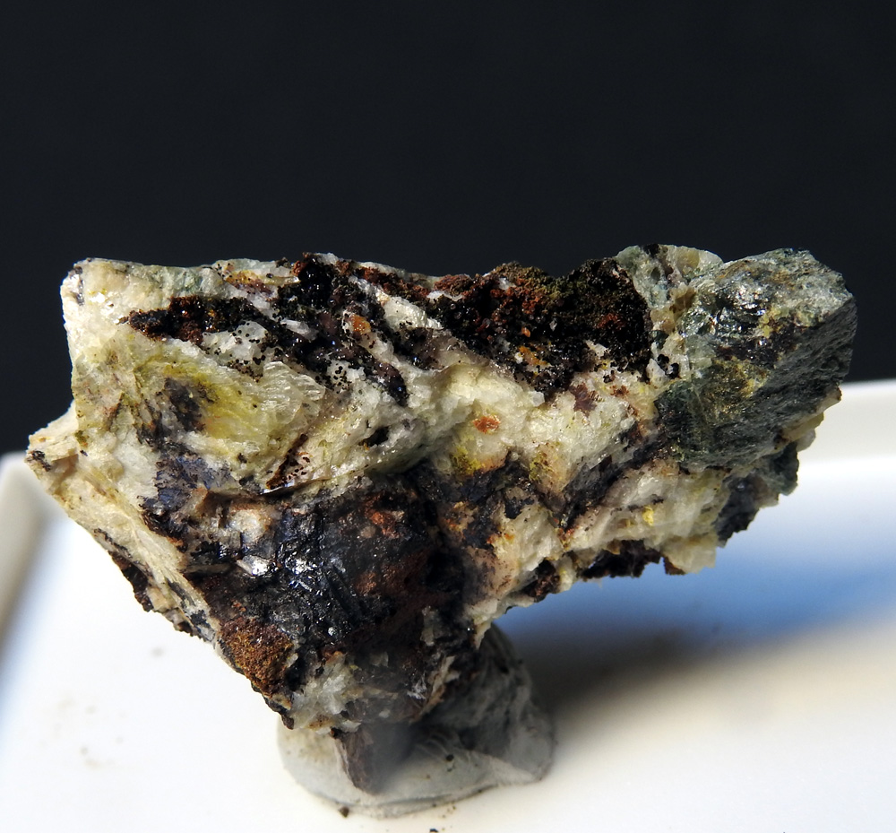 Natrodufrénite Leucophosphite Cyrilovite & Laueite