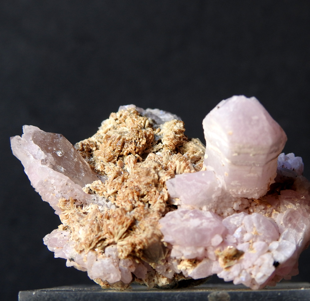 Scepter Quartz & Eosphorite