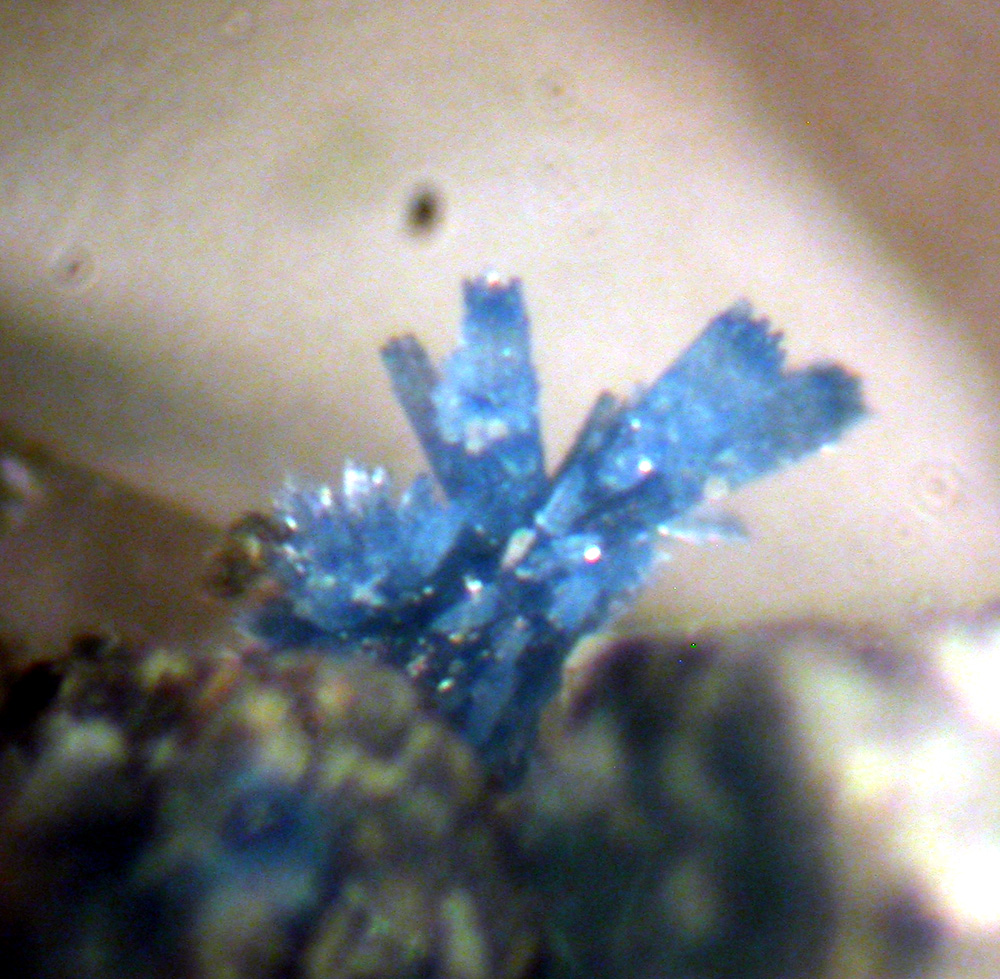 Thortveitite & Fluorite