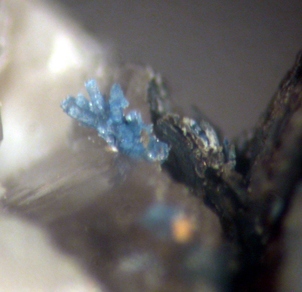 Thortveitite & Fluorite