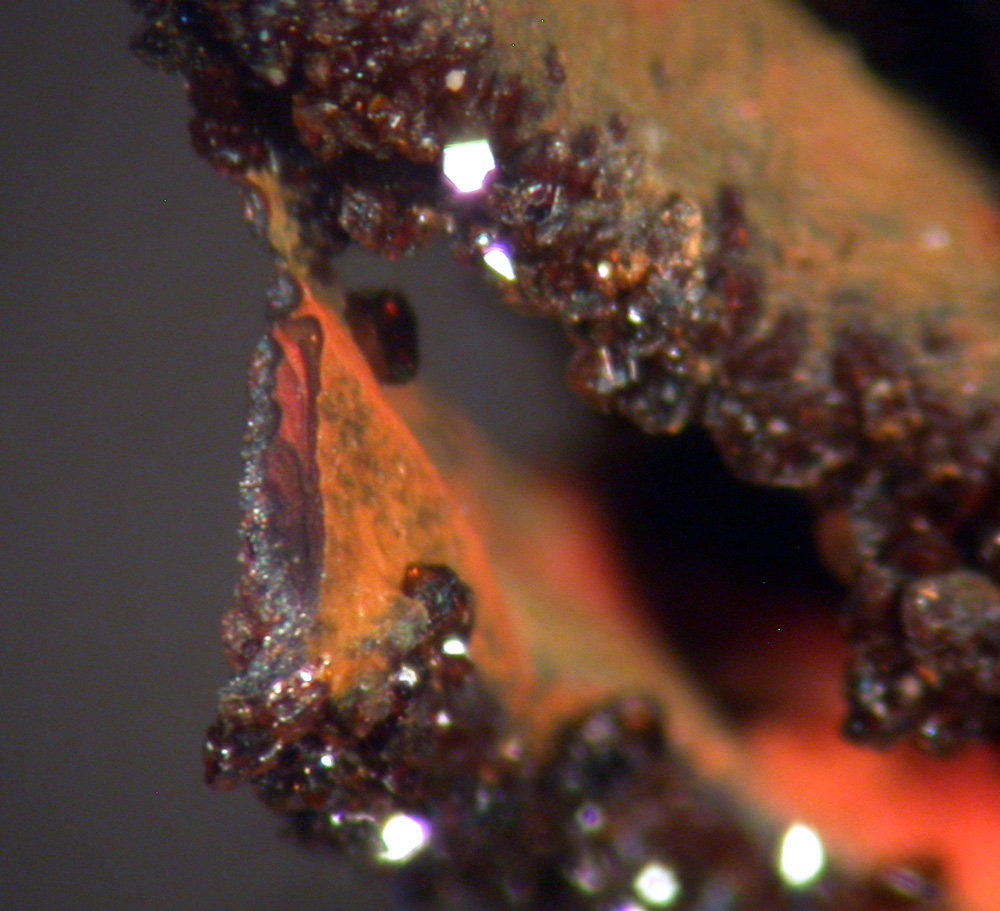 Descloizite Goethite & Calcite