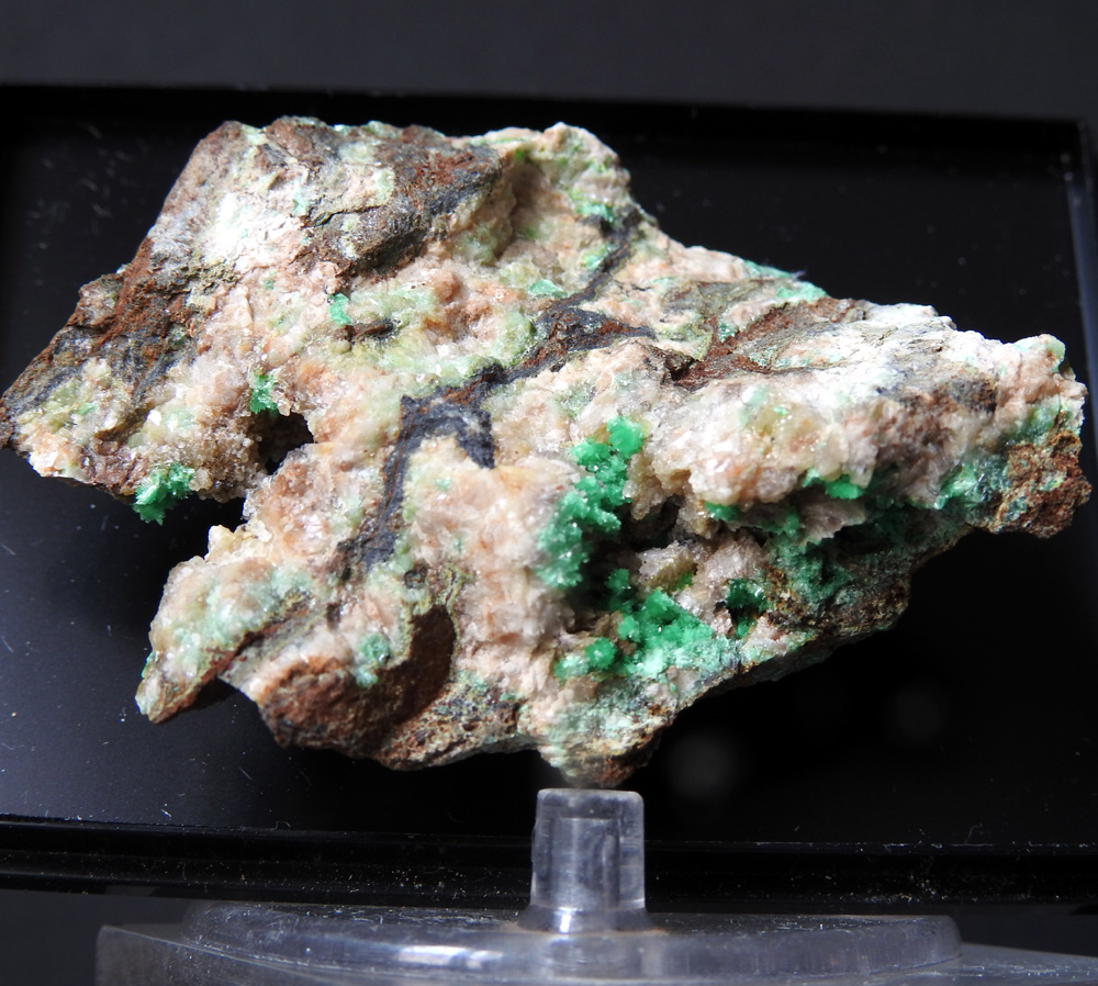Annabergite