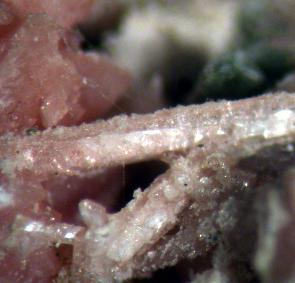 Rhodochrosite Nenadkevichite & Calcite