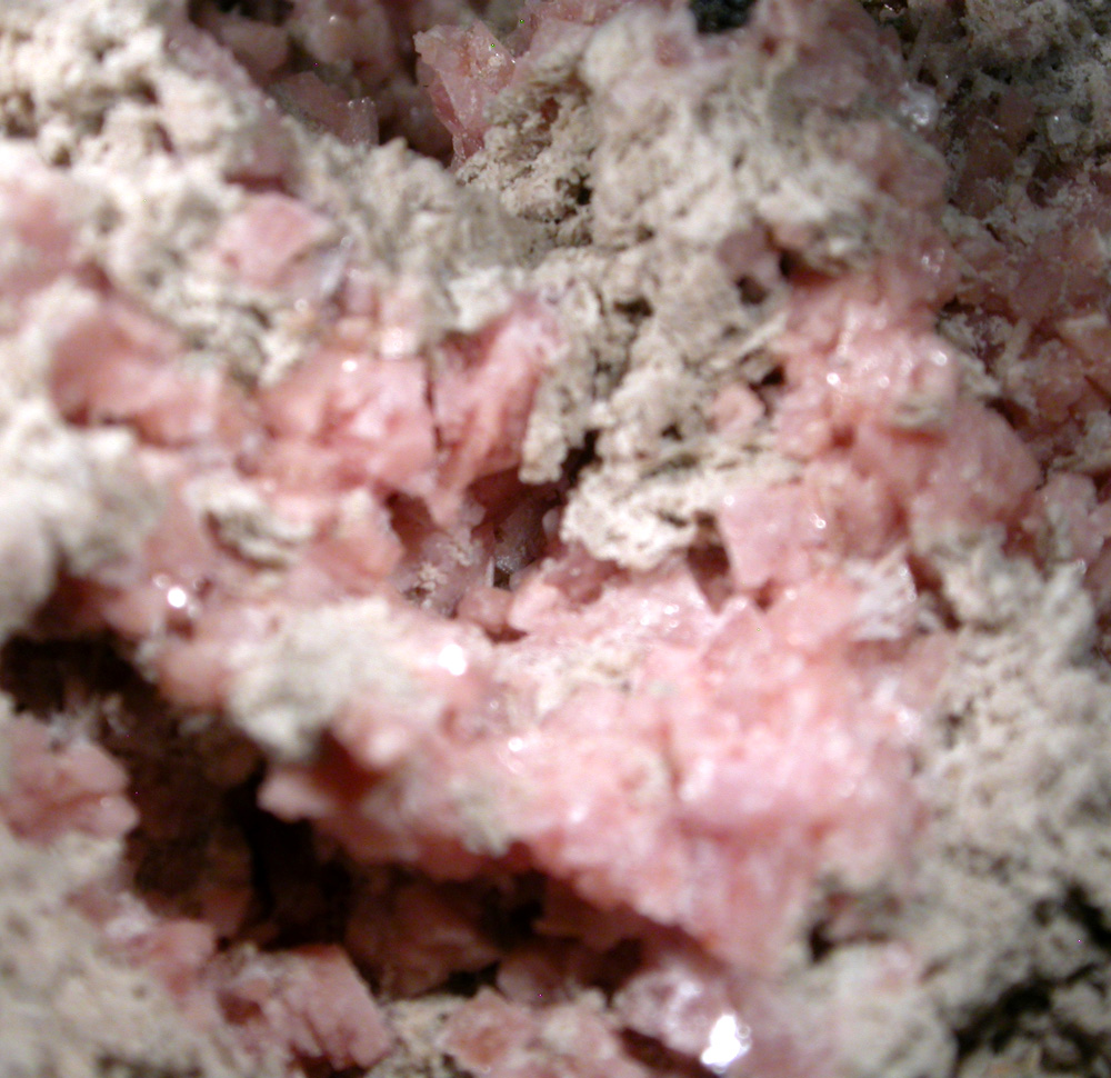 Rhodochrosite Nenadkevichite & Calcite