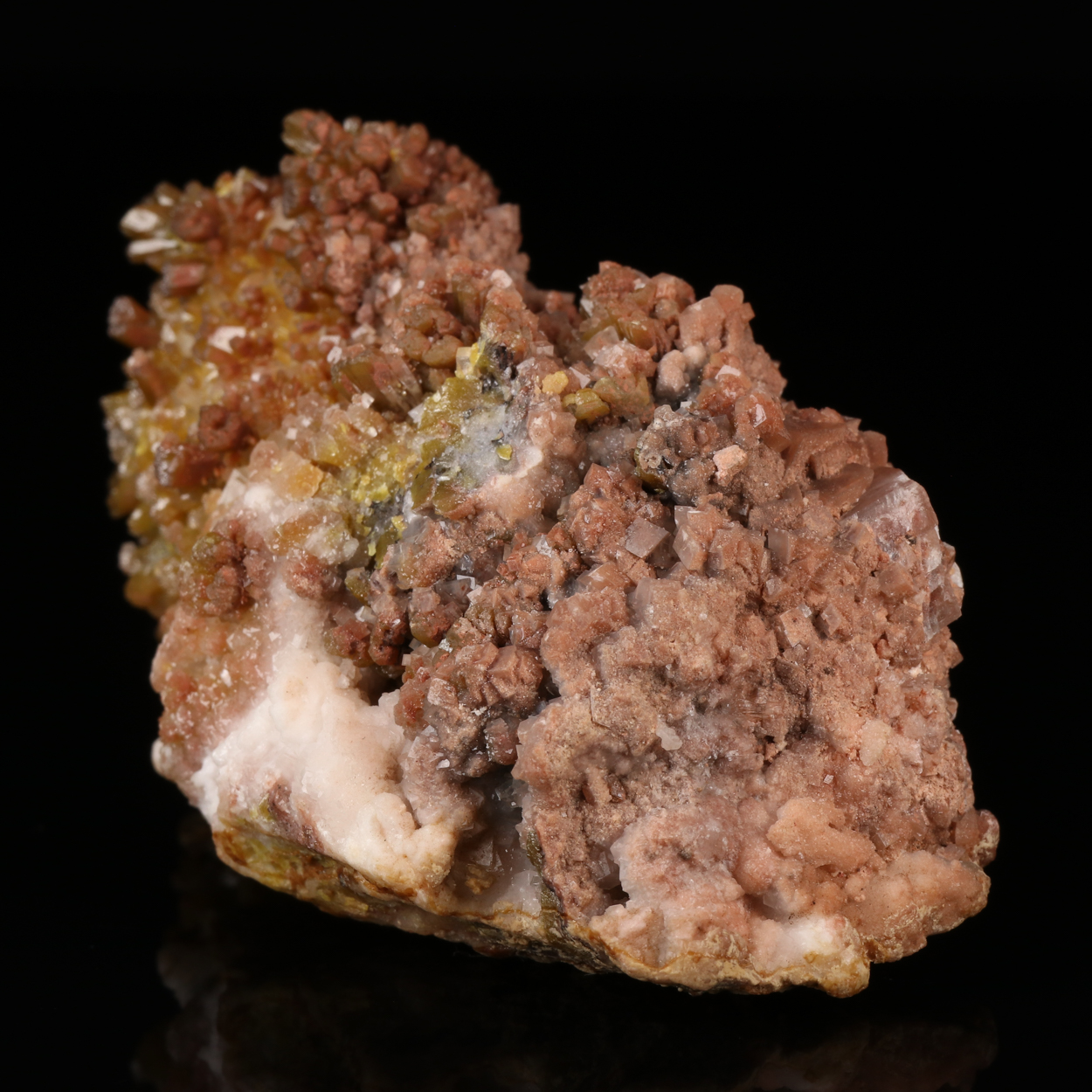 Calcite On Pyromorphite