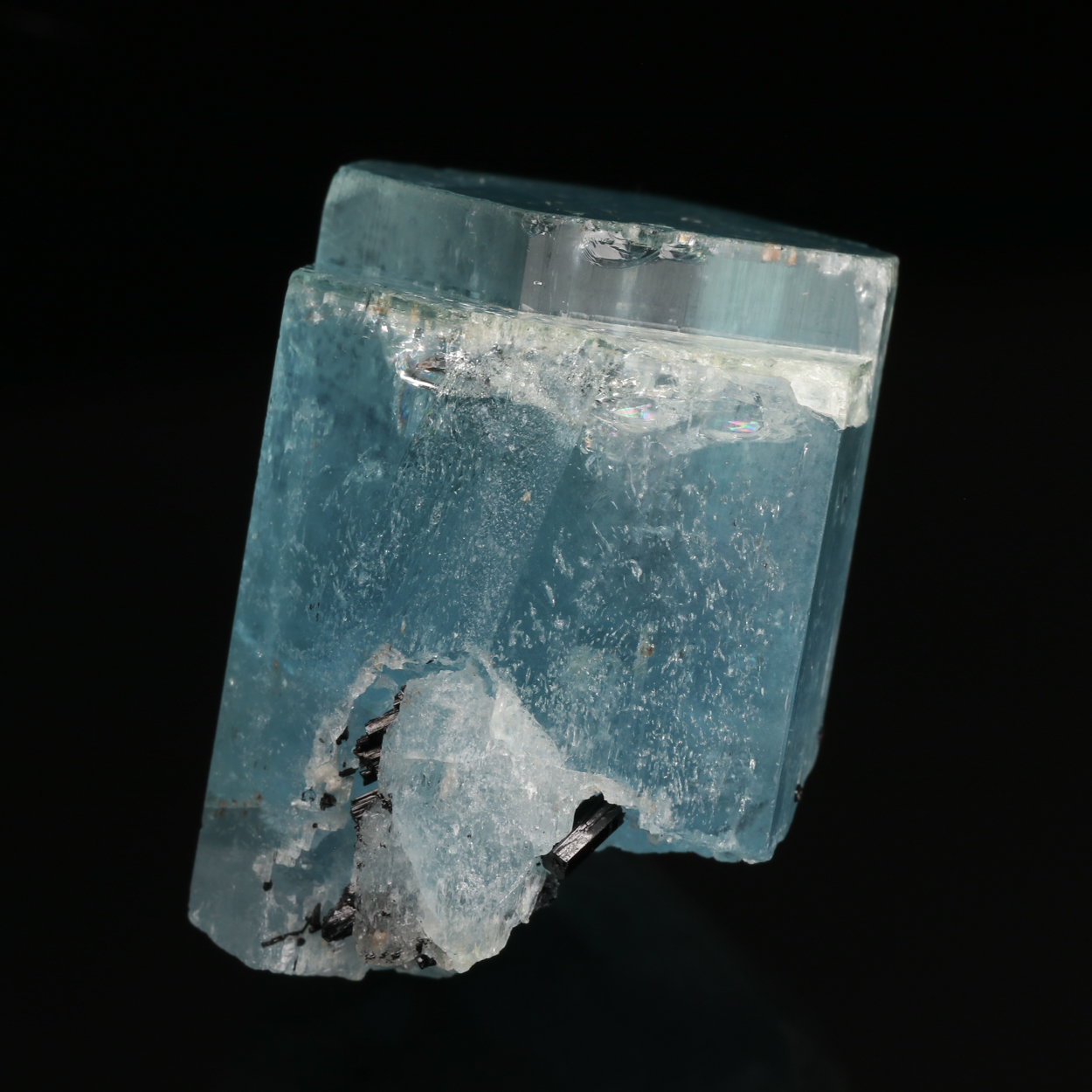 Aquamarine With Schorl