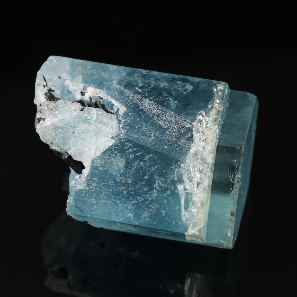 Aquamarine With Schorl