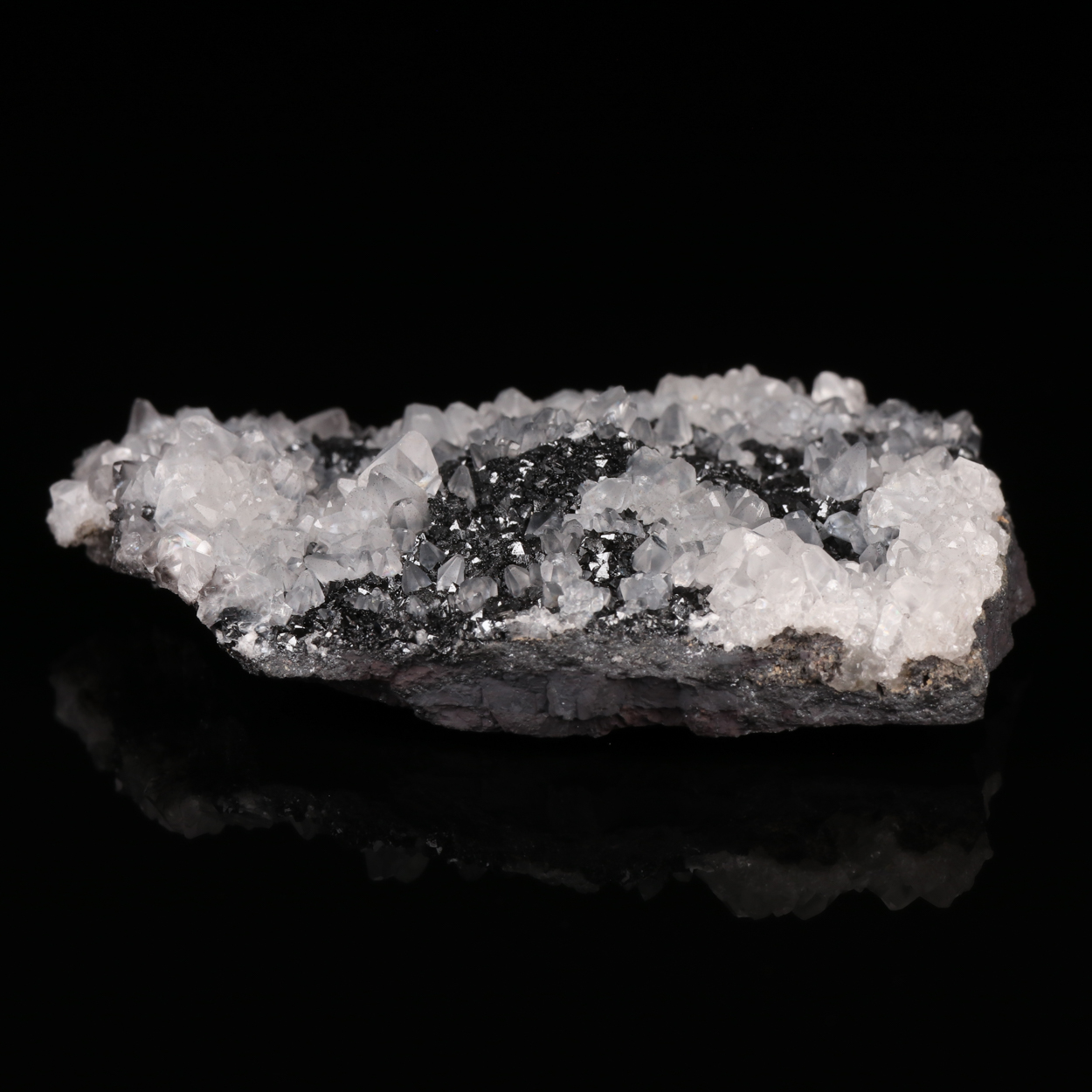 Hausmannite With Calcite