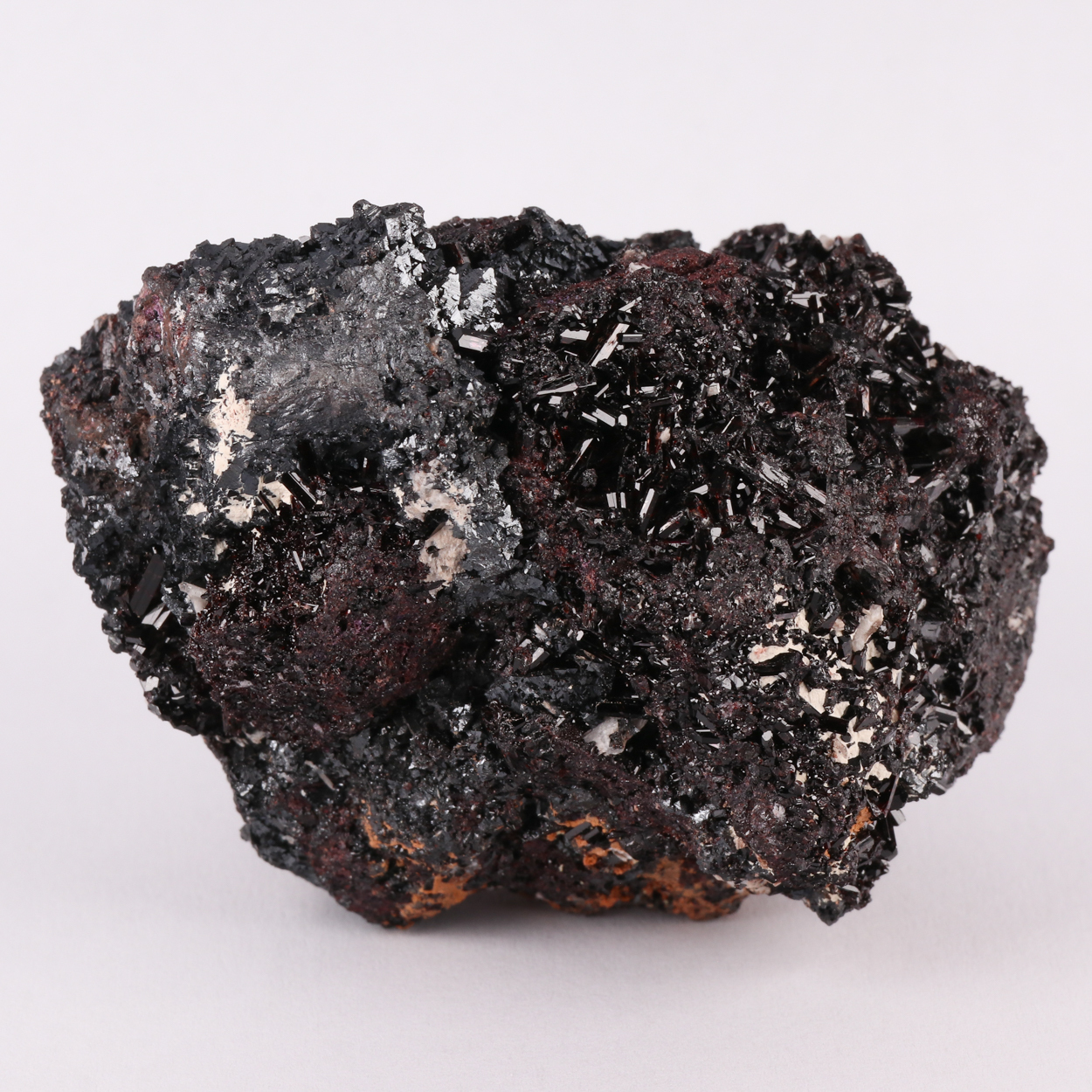 Piemontite-(Sr) & Manganvesuvianite With Hausmannite