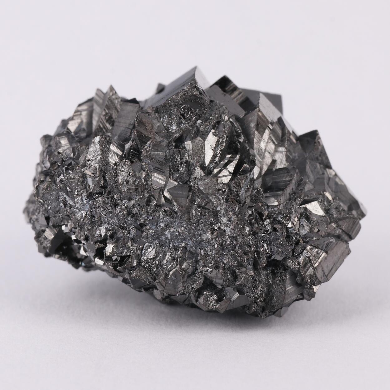 Bixbyite