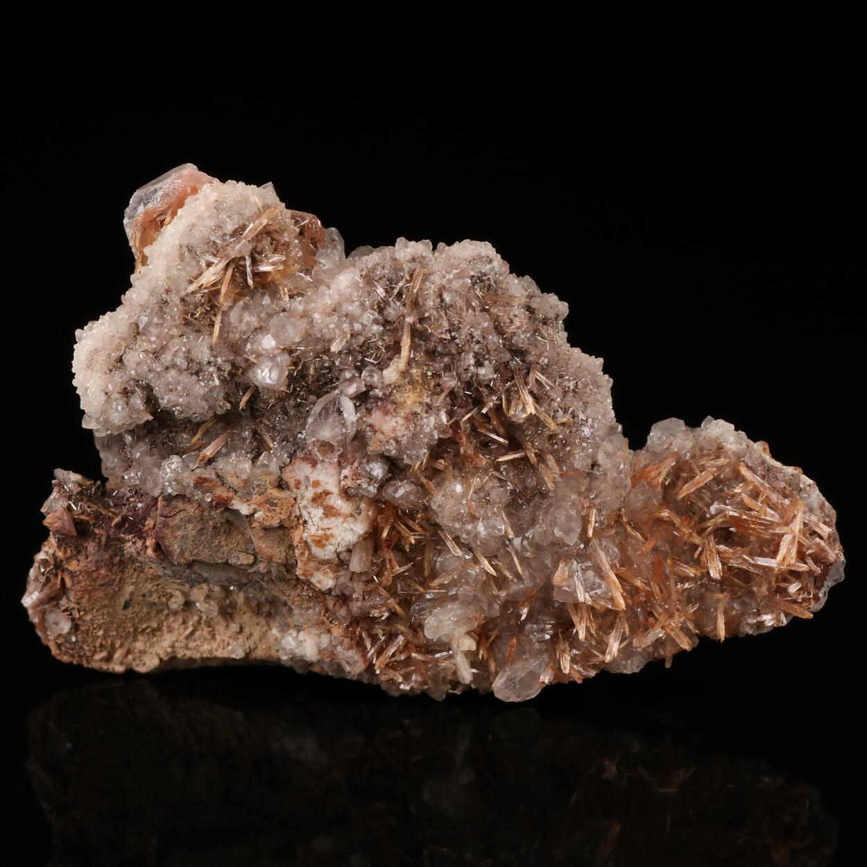 Inesite On Calcite With Baryte