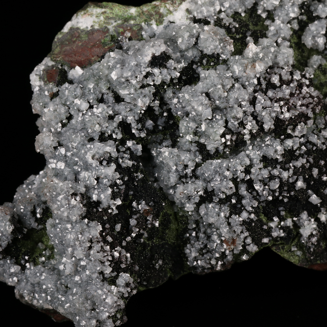 Dolomite On Heterogenite With Olivenite