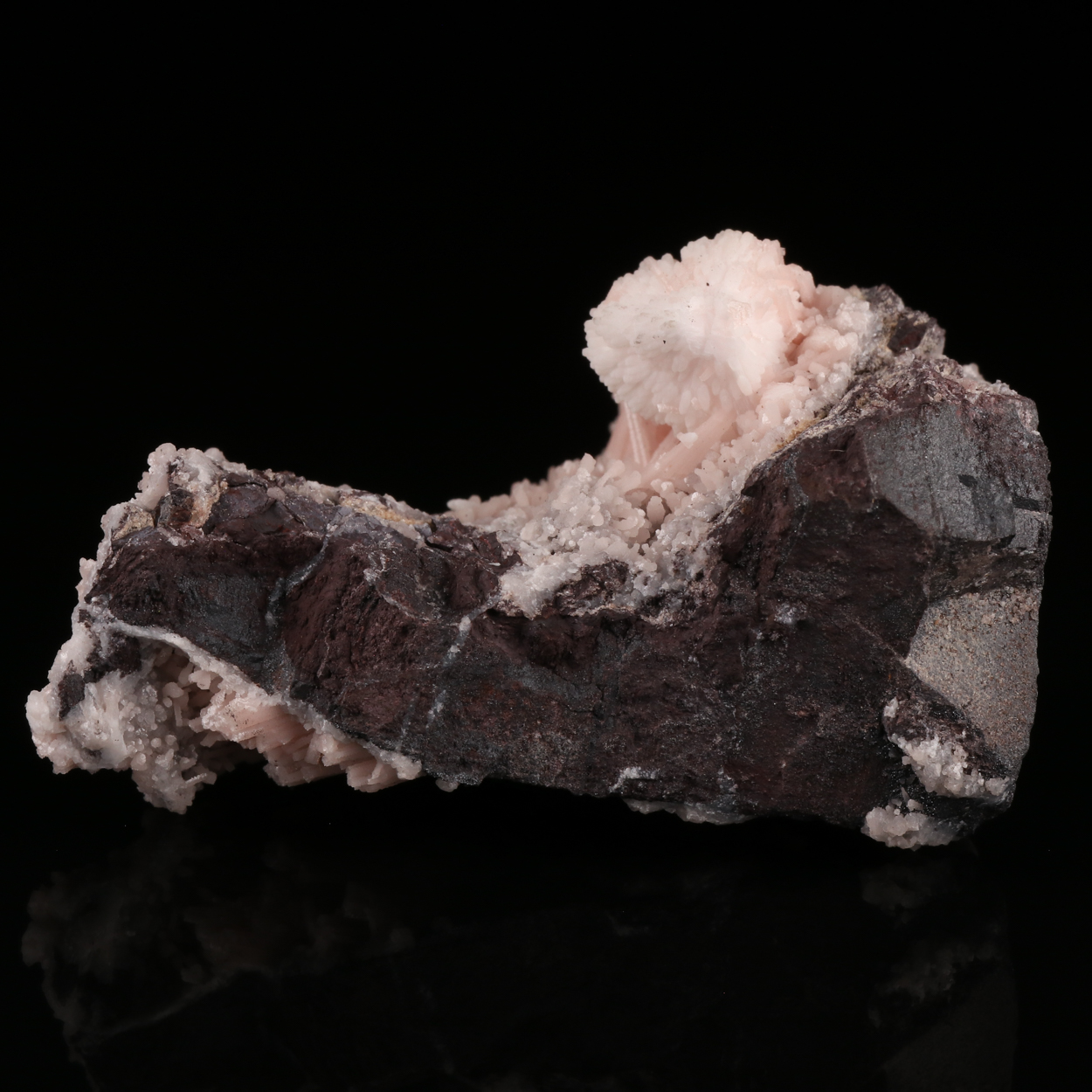 Calcite On Kutnohorite