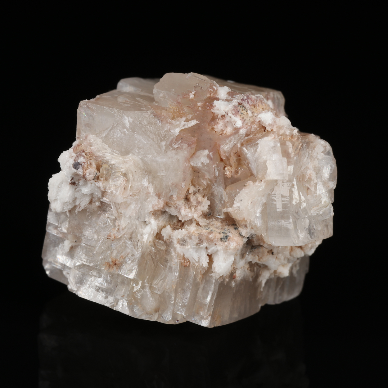 Hydroxyapophyllite-(K)