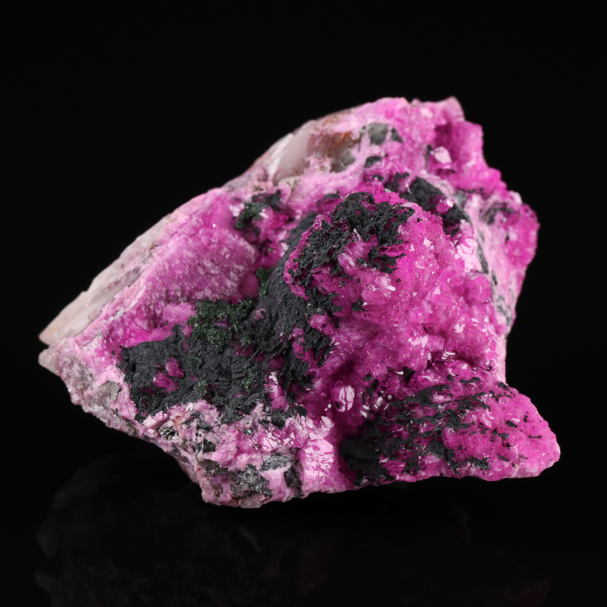 Heterogenite On Cobaltoan Calcite