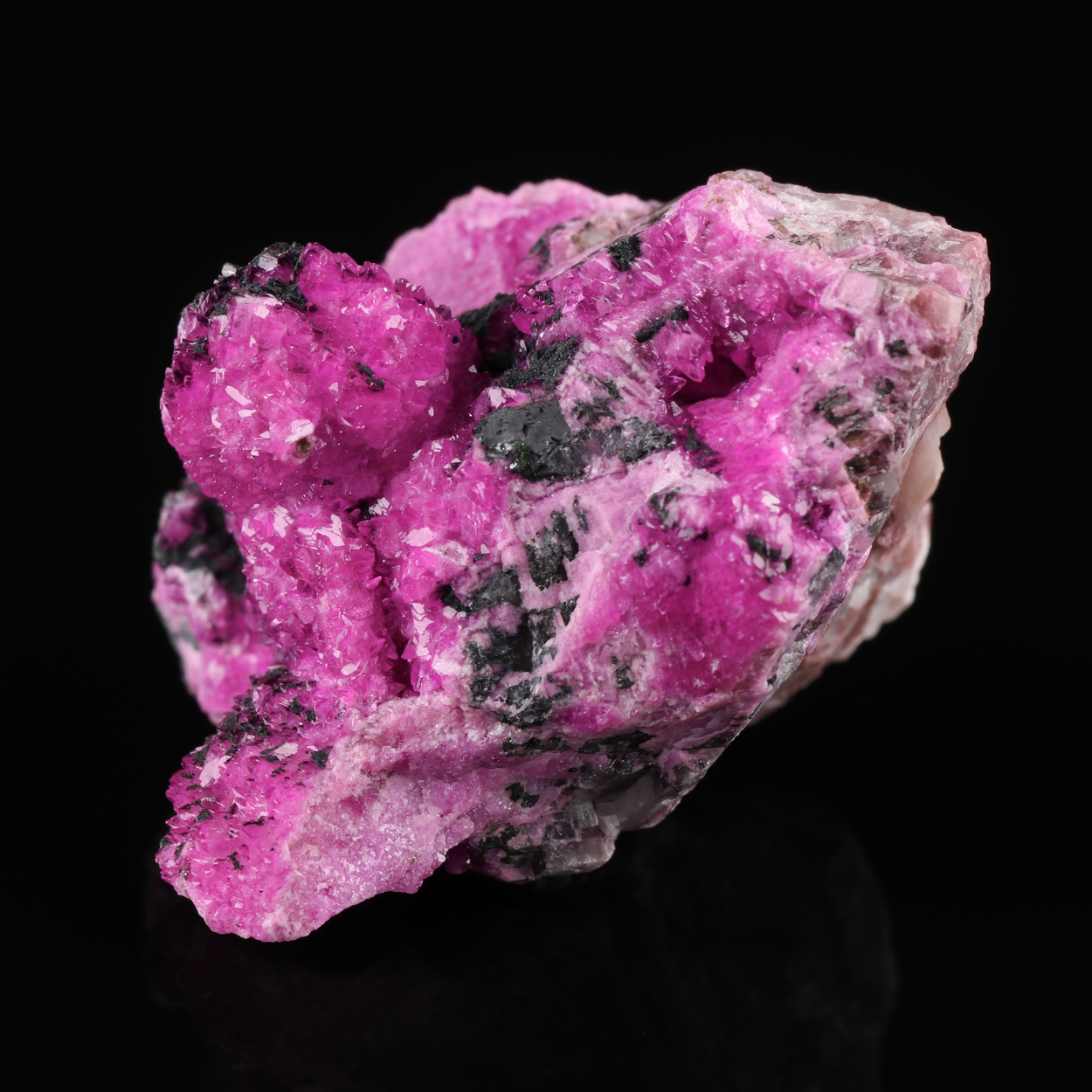 Heterogenite On Cobaltoan Calcite