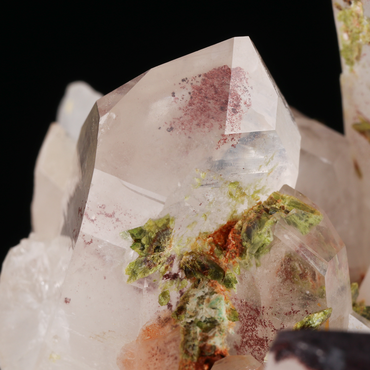 Epidote On Hematite In Quartz