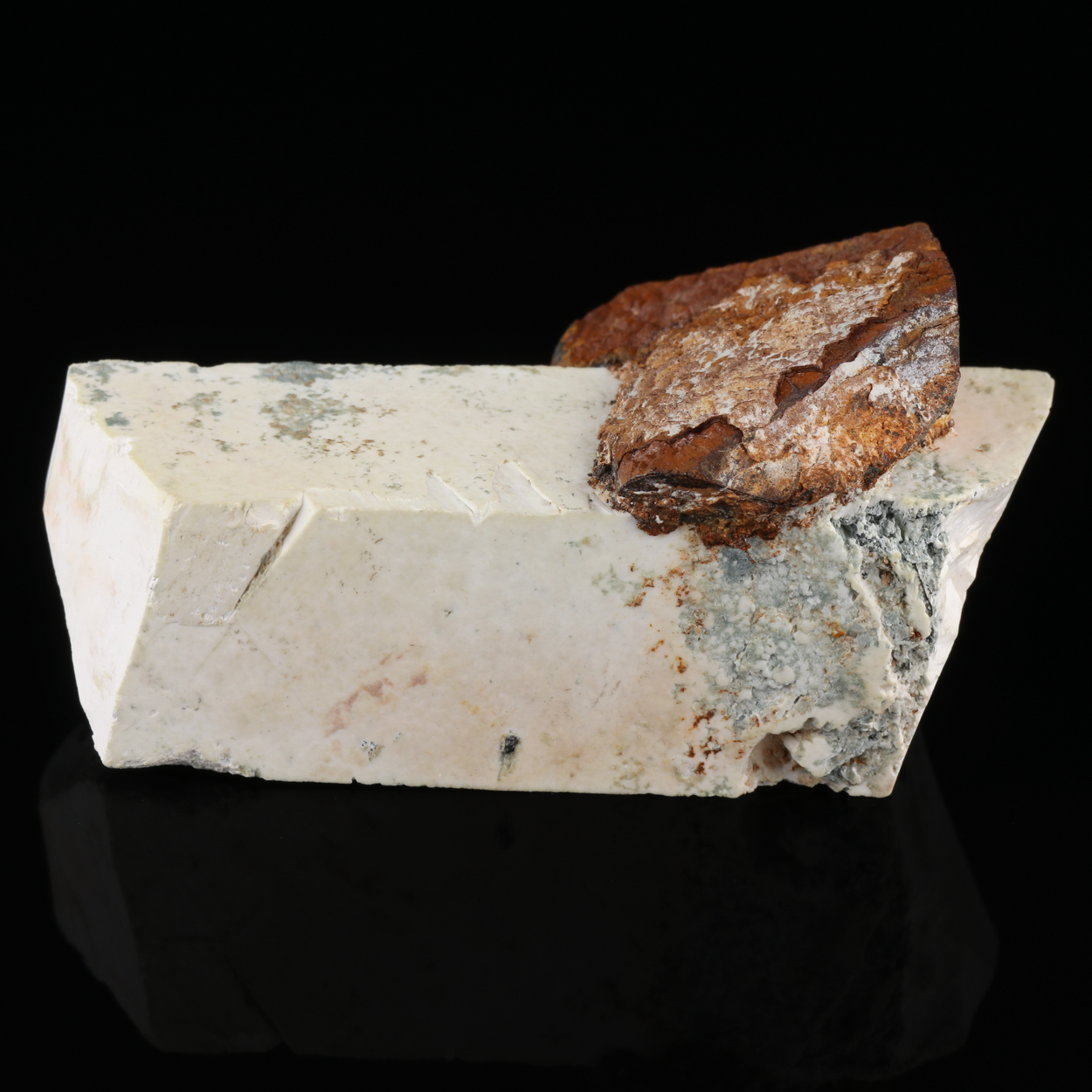 Ilmenite On Feldspar