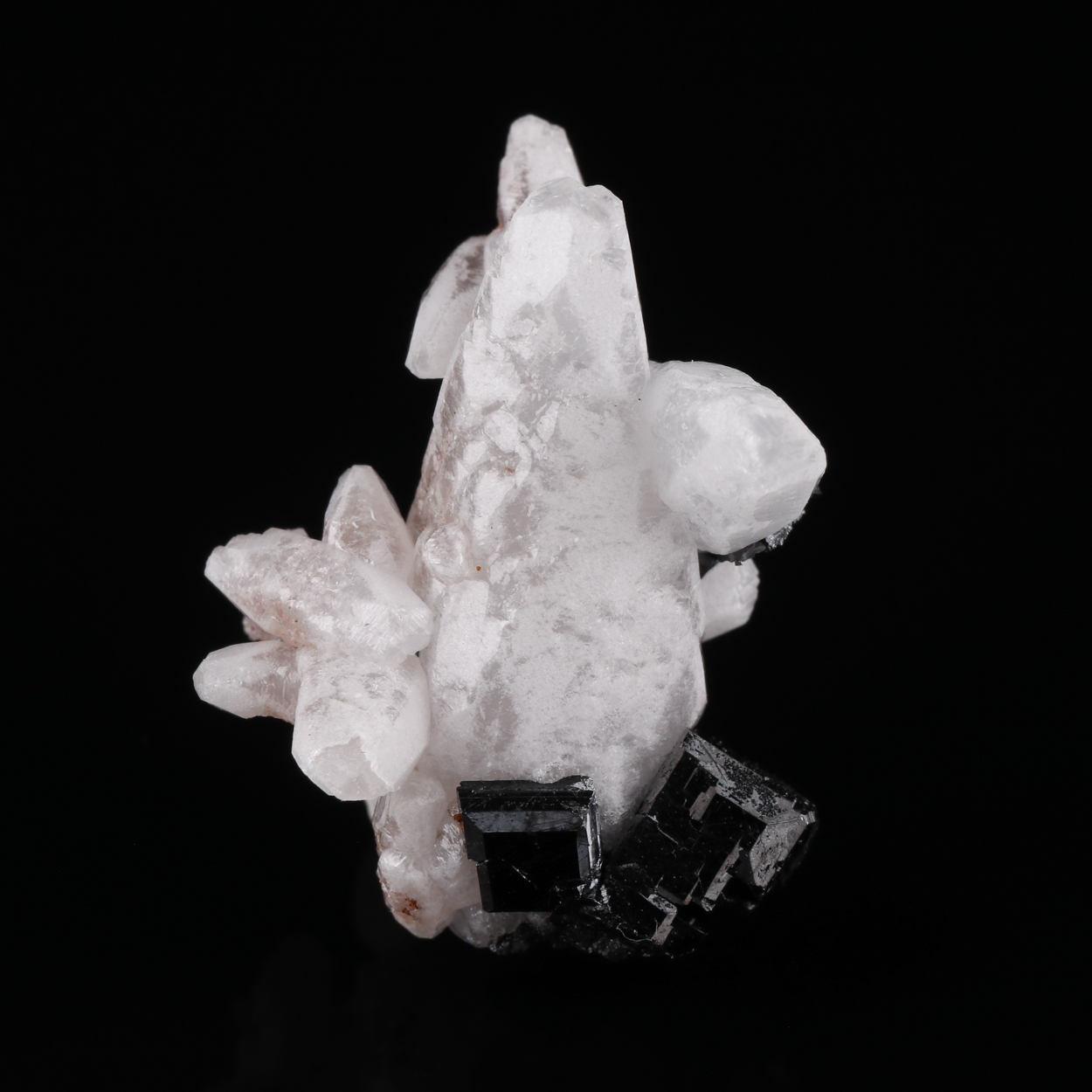 Braunite On Calcite