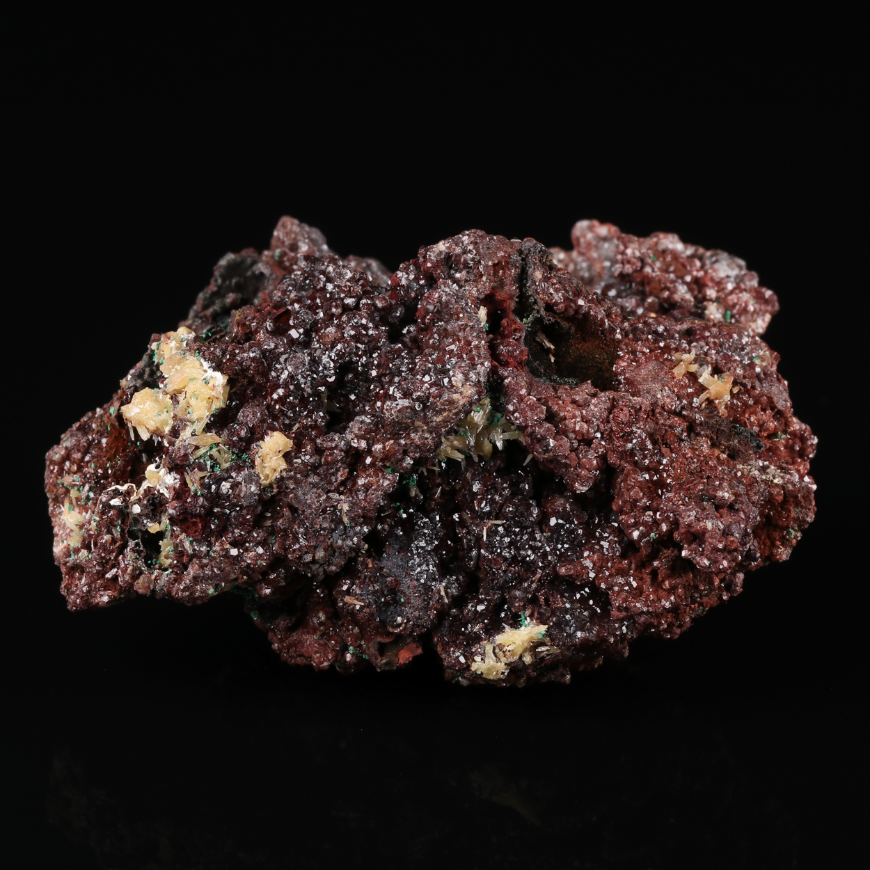 Malachite On Mimetite On Willemite