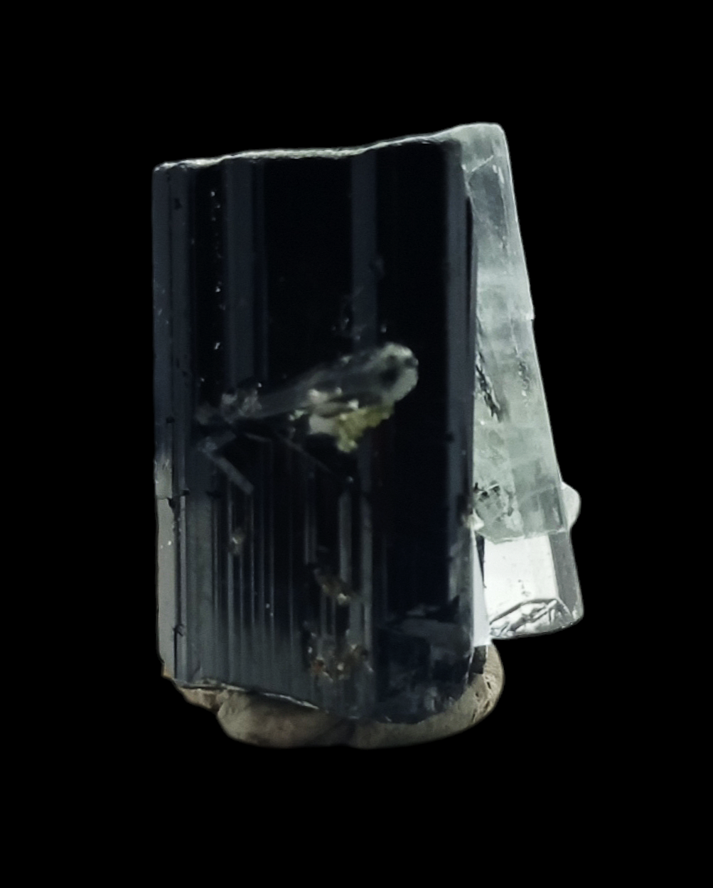 Aquamarine With Schorl