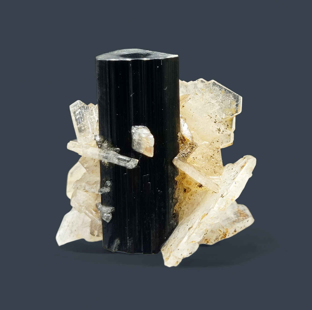Schorl With Cleavelandite