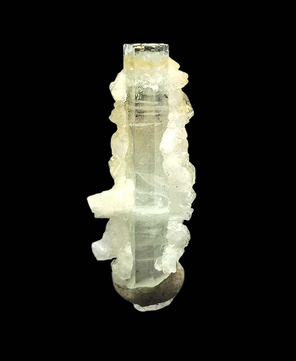 Aquamarine With Cleavelandite