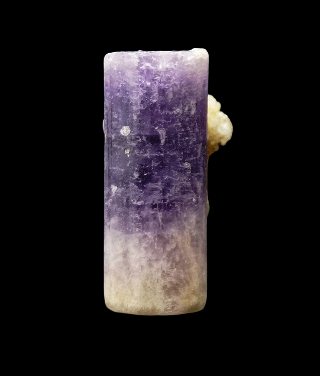 Apatite With Cleavelandite