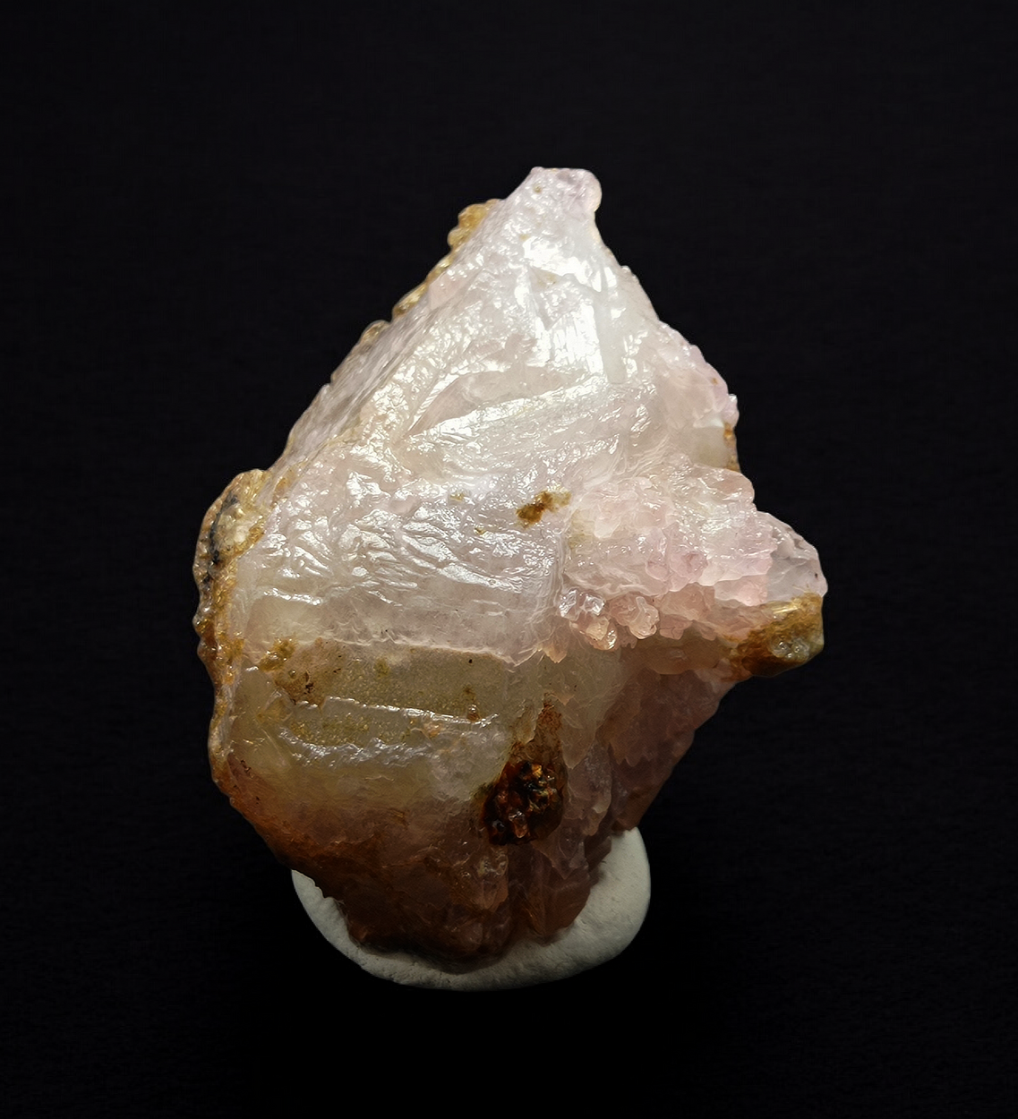 Rose Quartz With Childrenite