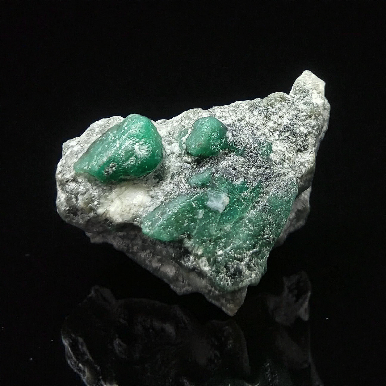 Beryl Var Emerald