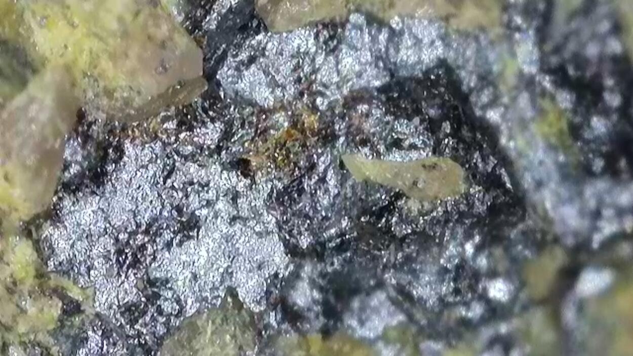 Kasolite With Uranophane & Cuprosklodowskite