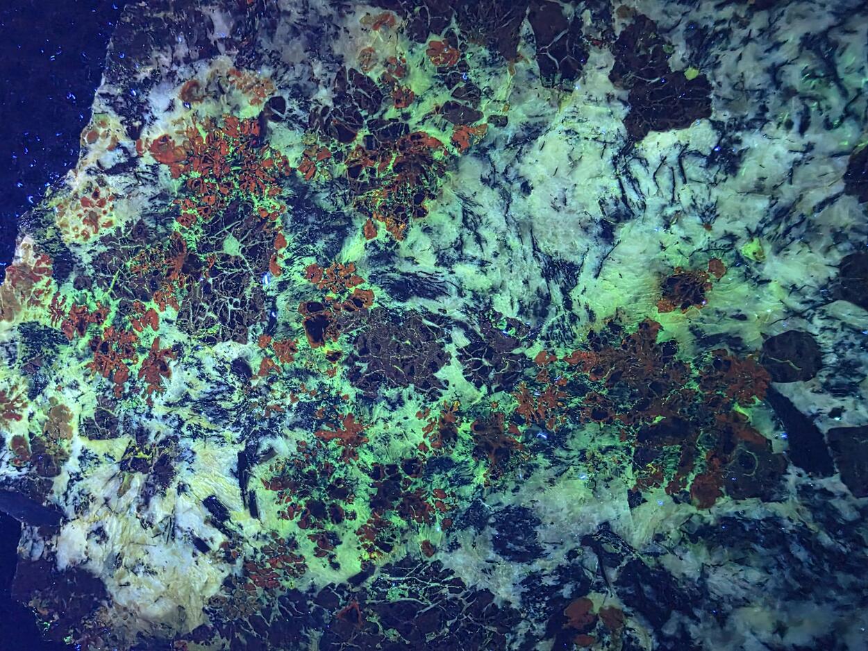 Gummite With Uraninite & Autunite