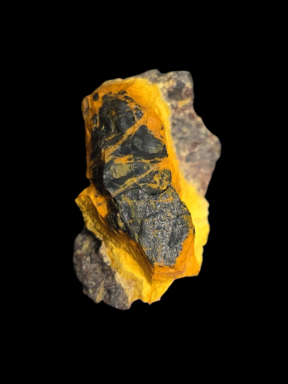 Uraninite With Gummite