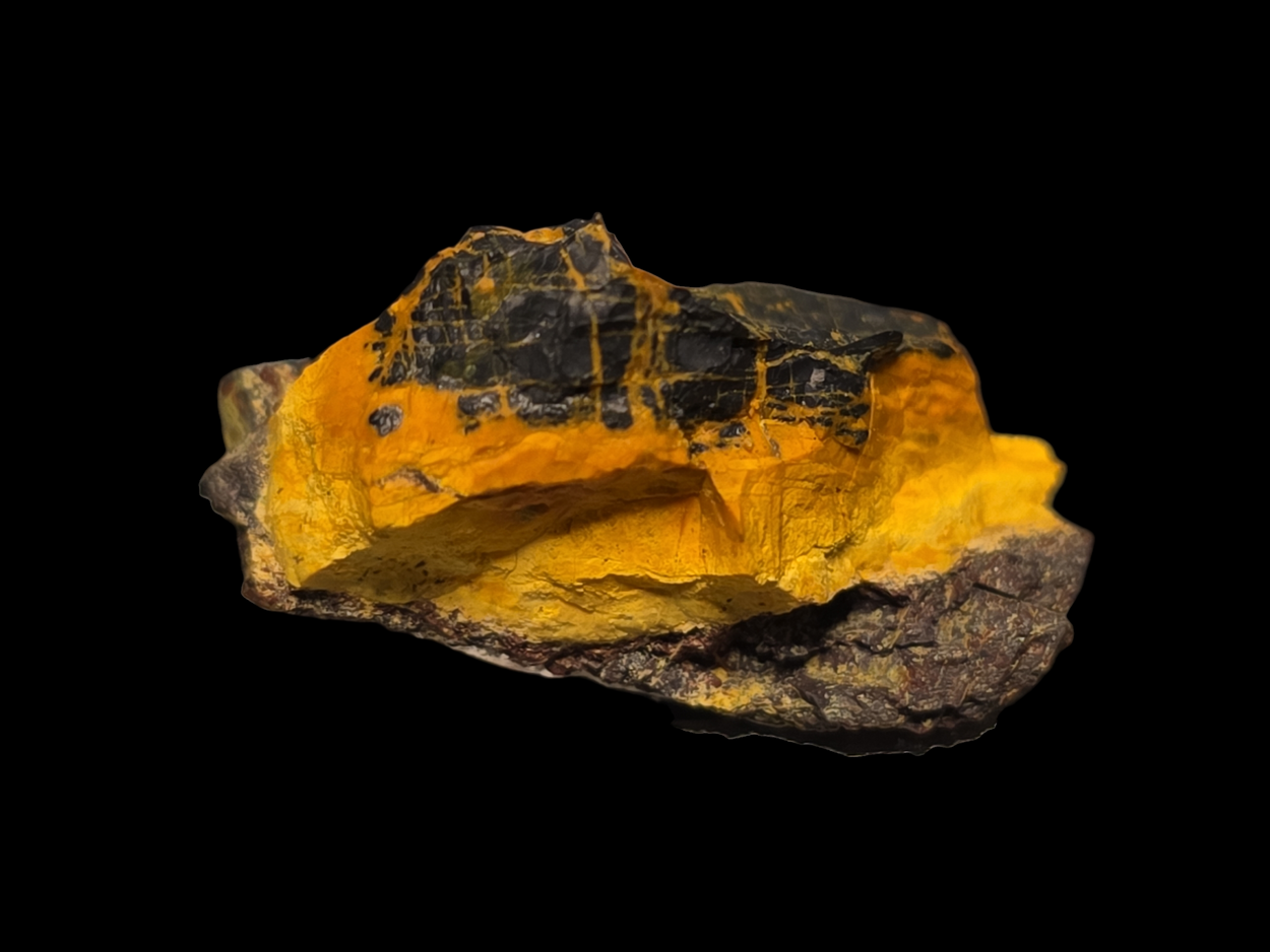 Uraninite With Gummite