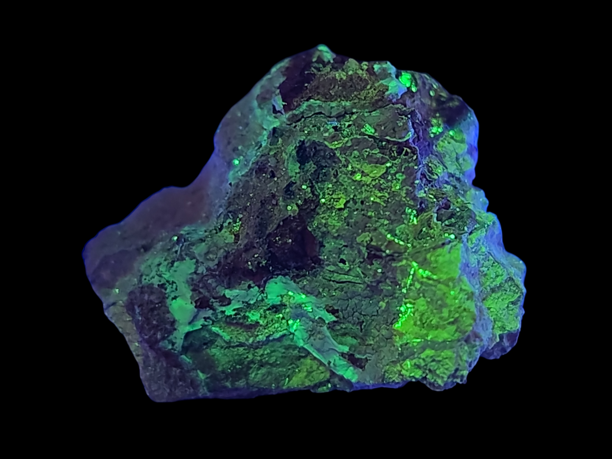 Dewindtite With Phosphuranylite & Schoepite