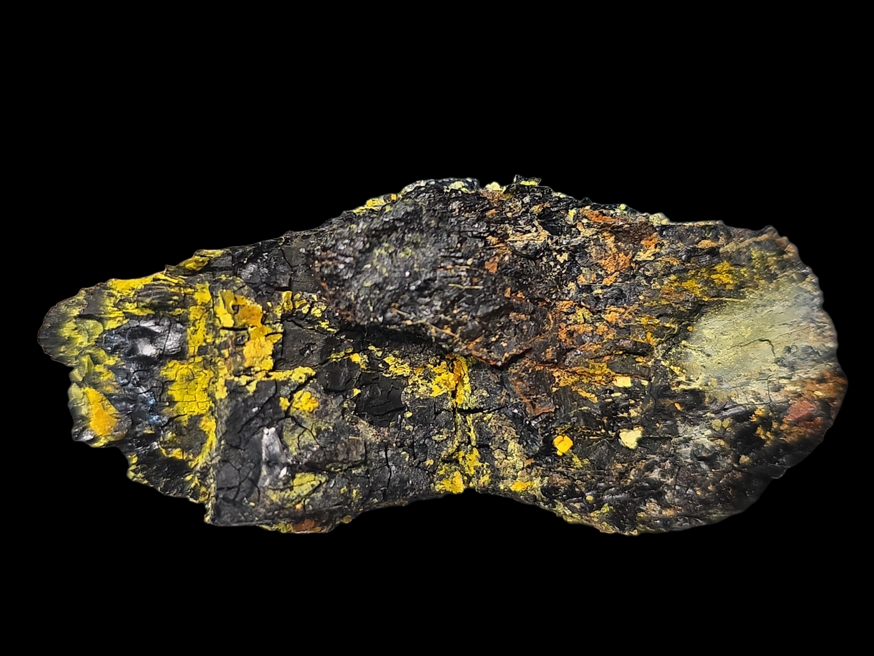 Uranopilite On Uraninite Psm Wood