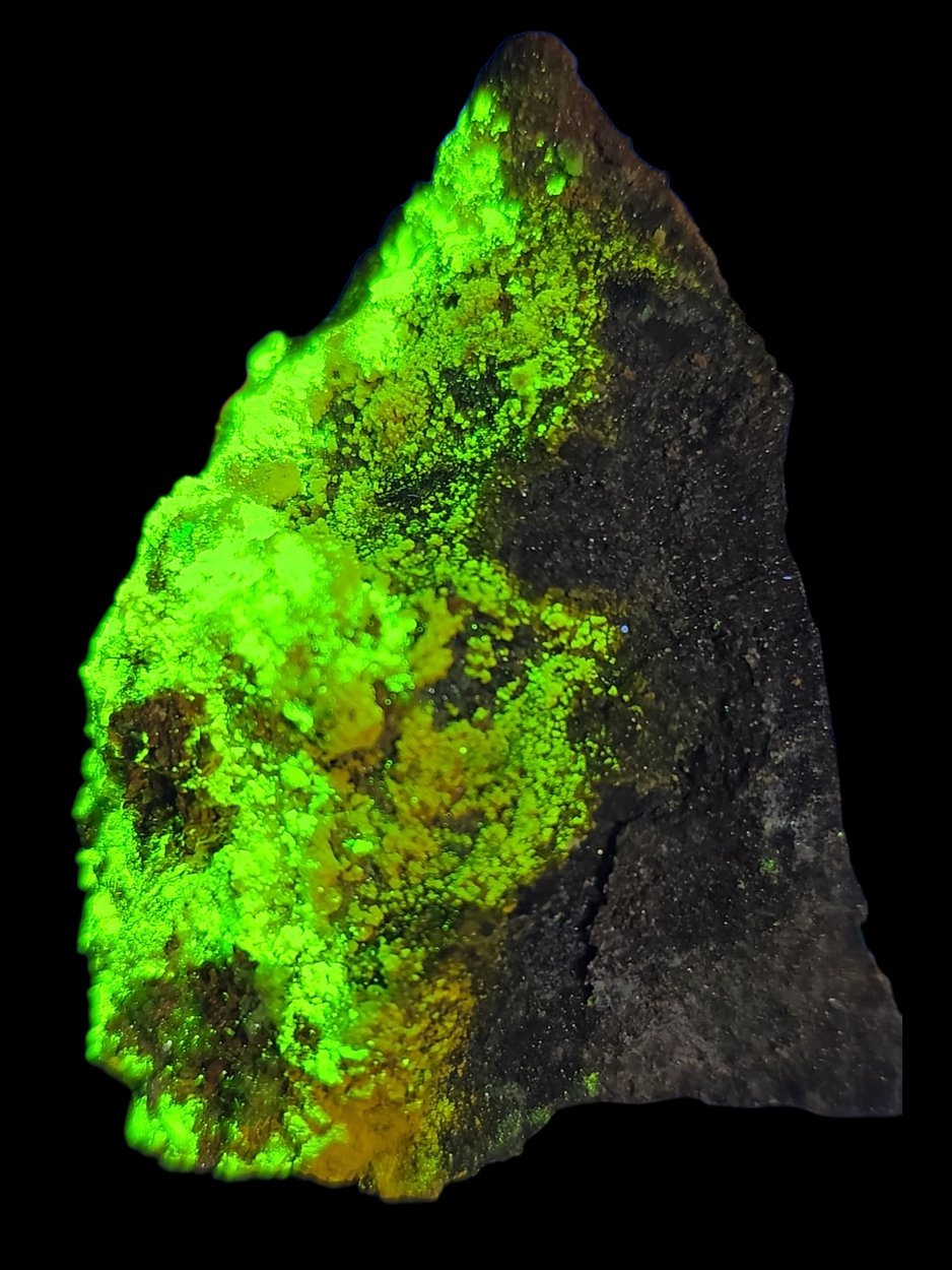 Johannite With Natrozippeite