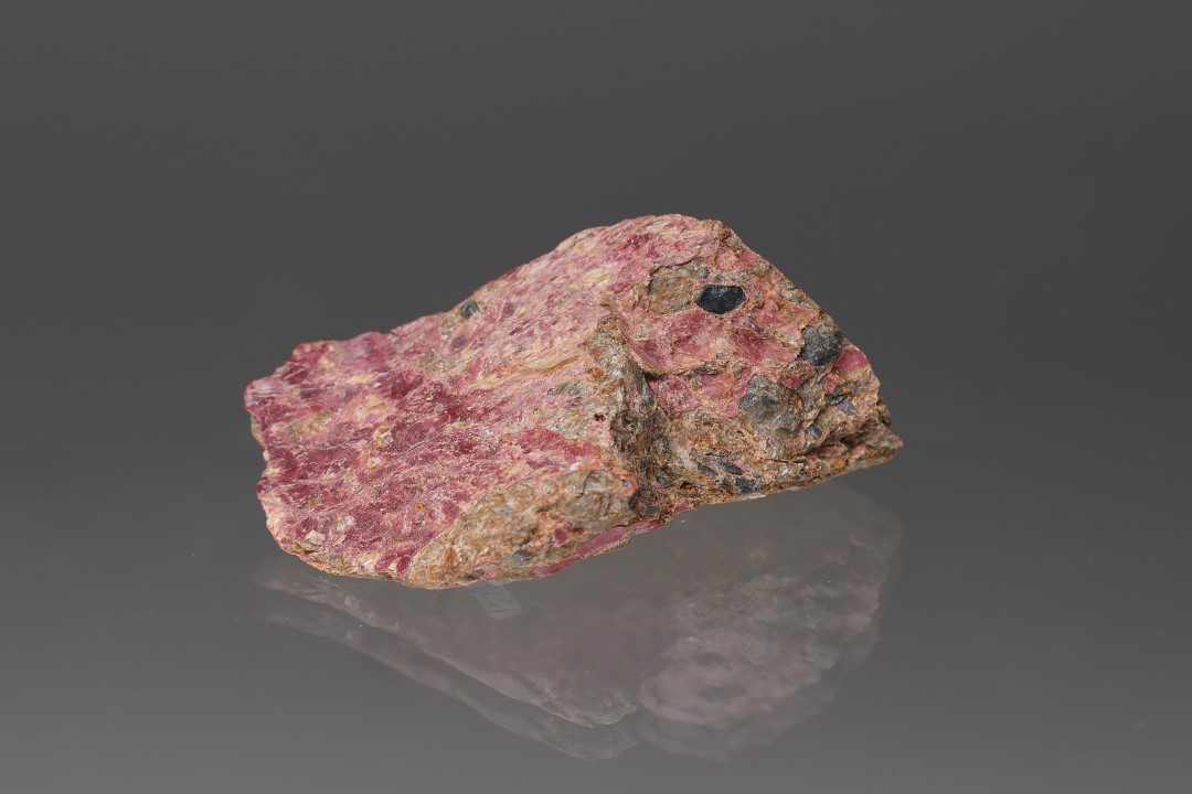 Smolyaninovite & Erythrite