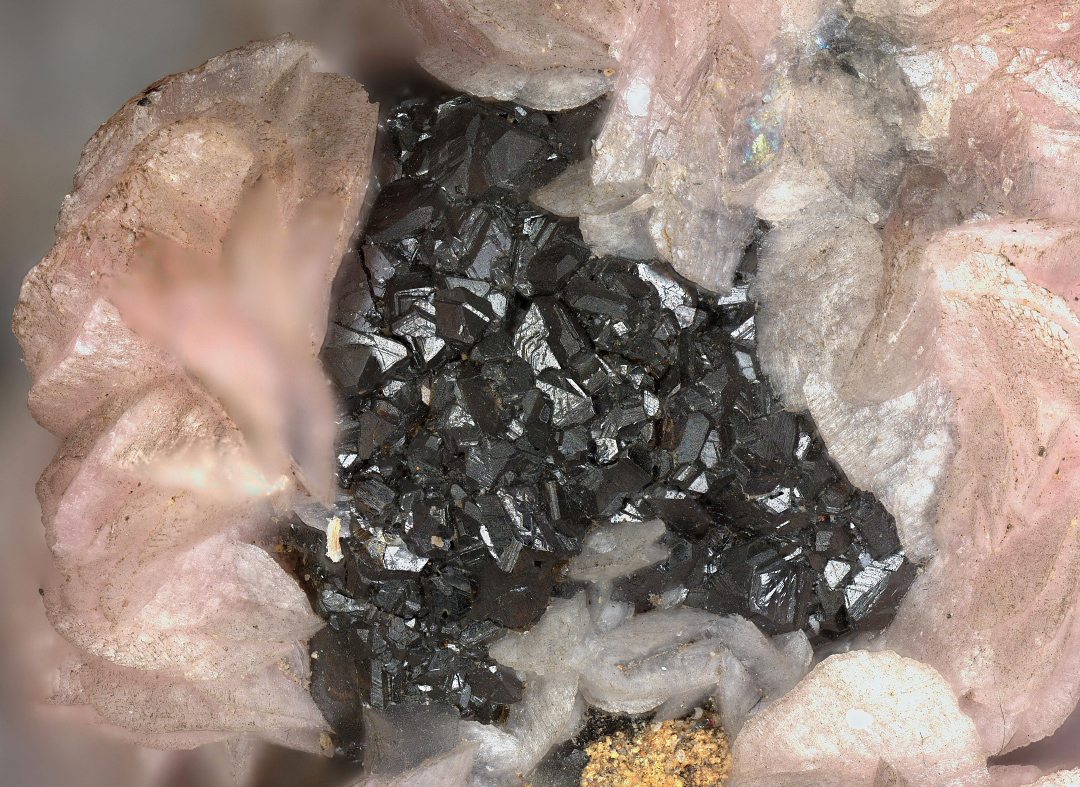 Alabandite & Rhodochrosite