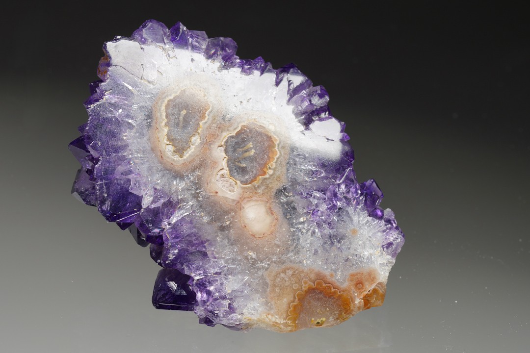 Quartz Var Amethyst